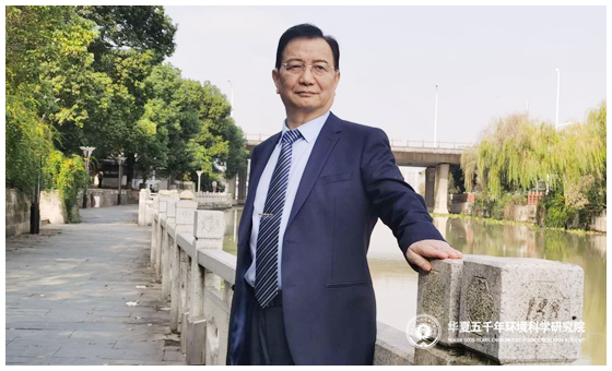 鲁扬才2.jpg 鲁扬才2.jpg
